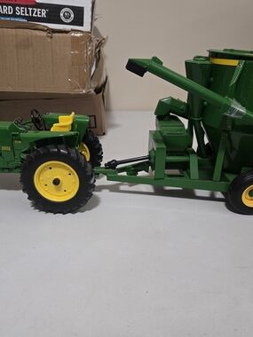 Green and Yellow Toy Tractor with Grain Cart - Kids Toys